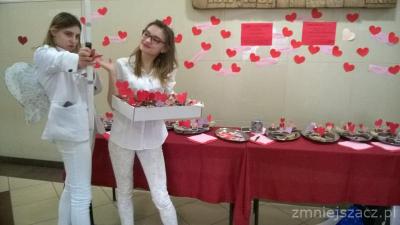 SZKOLNE OBCHODY WALENTYNEK